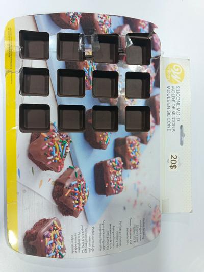 Molde 24 mini cubos para horno y congelador — Silicona