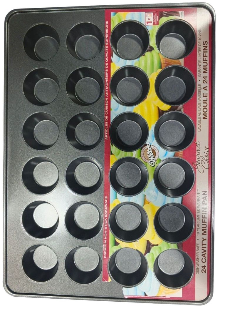 Molde para 24 muffins/Magdalene — Antiadherente