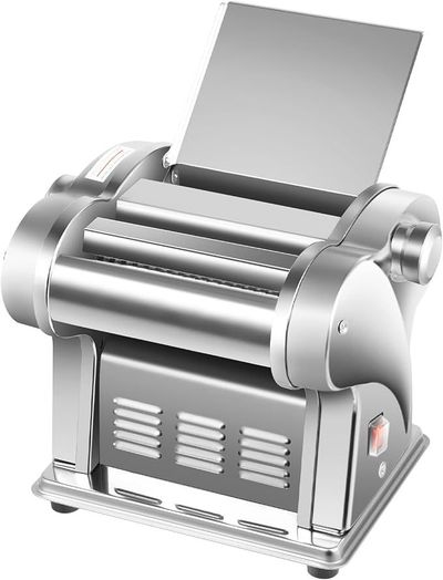 Máquina eléctrica para hacer pasta / fideos — Máquina eléctrica para hacer pasta, hecha de acero inoxidable